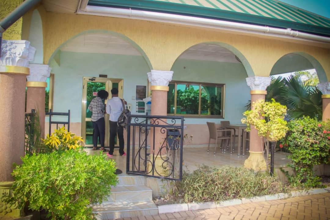Best Lodge Tamale Ngoại thất bức ảnh